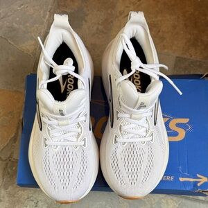 Brooks Women’s White Athletic Running Shoes with Black Accents